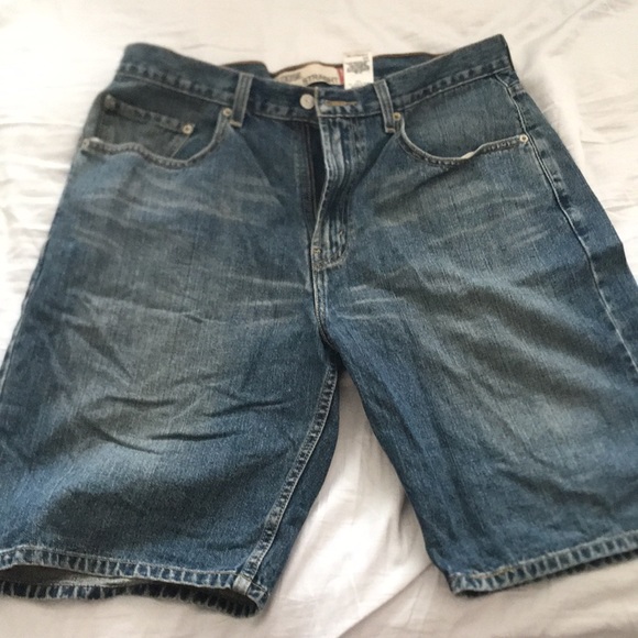 Levi’s 569 jean shorts in blue, EUC, W34. - Picture 5 of 10